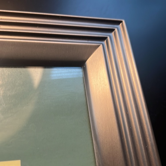 Forget Me Not 5"x7" frame table top that can also be hung on wall - Picture 6 of 6